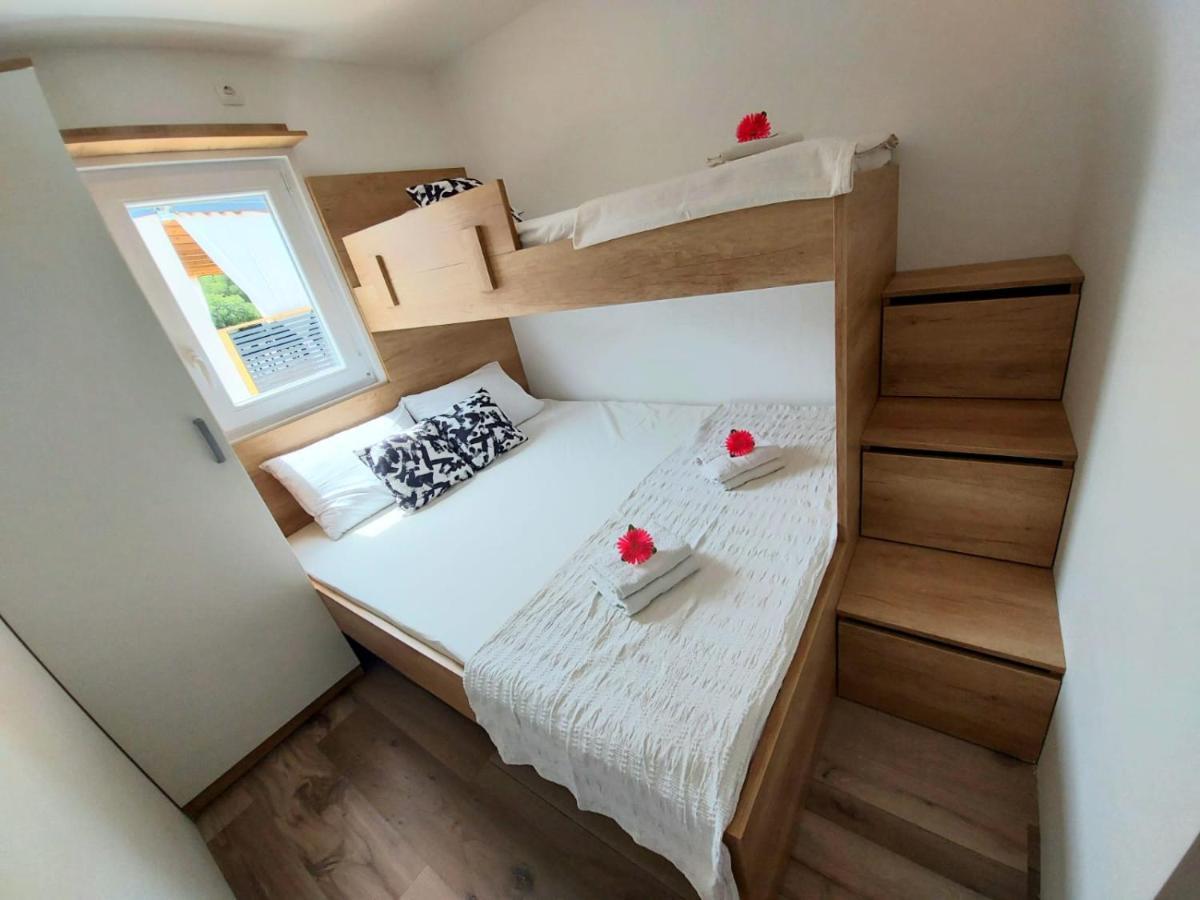 Mobile Homes Charly Tisno Exteriér fotografie